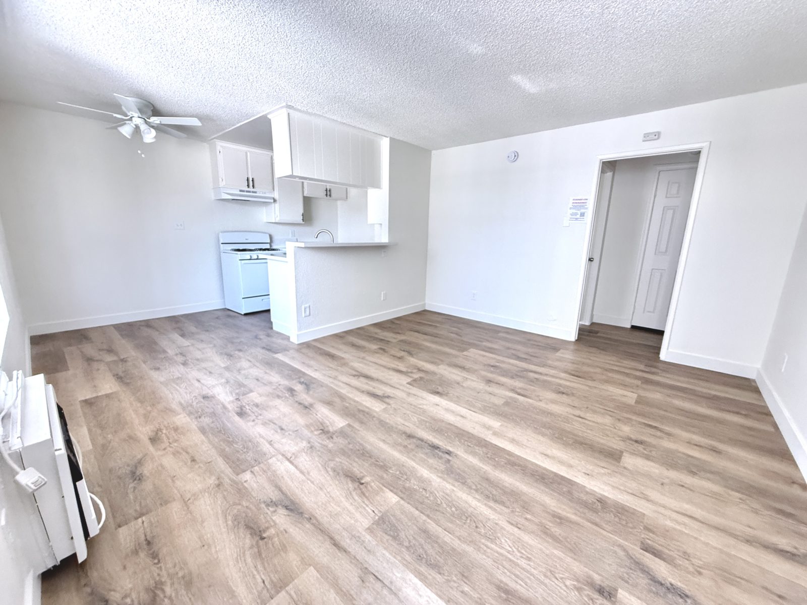 7655 LANKERSHIM BLVD Apt. 9 interior