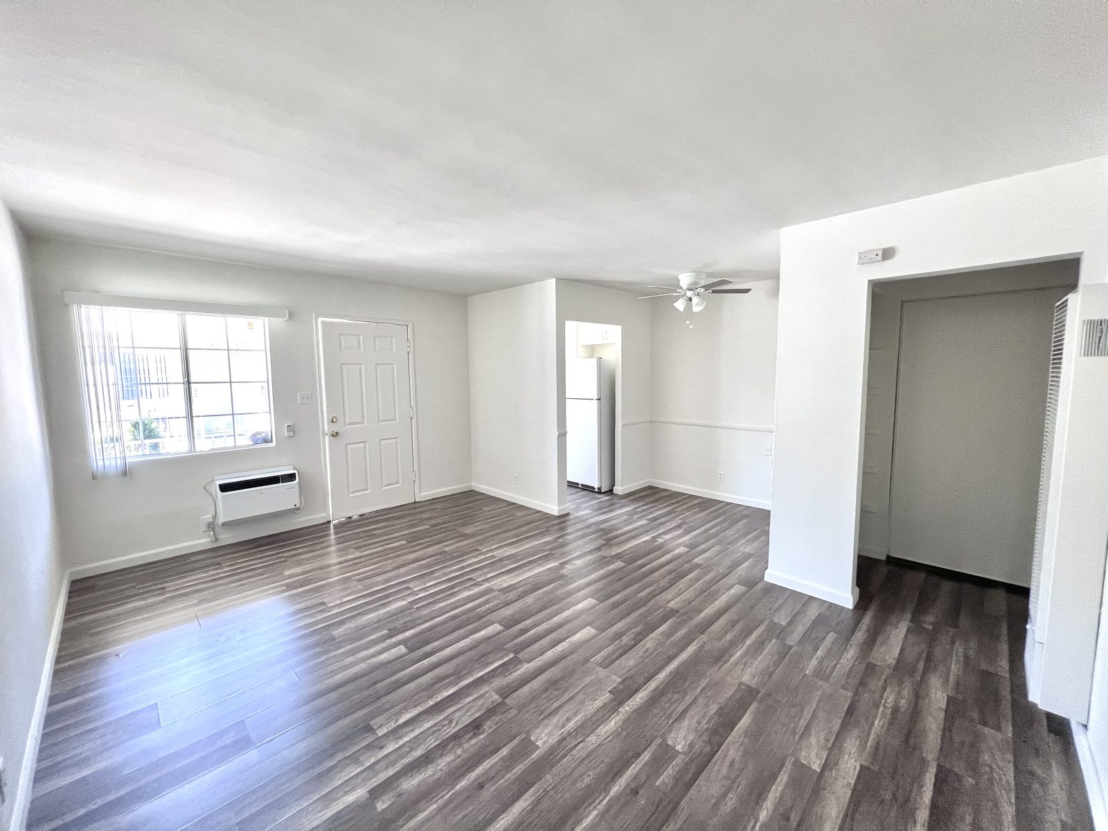 6414 TUJUNGA AVE Apt. 6418 interior
